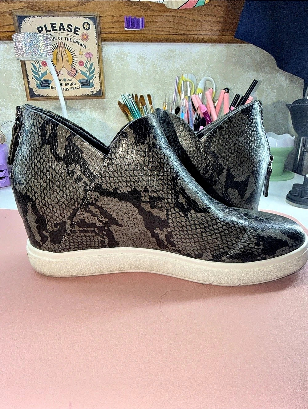 Luxury Dr scholls Wedge Sneakers Animal Print US 9 fit like an 8